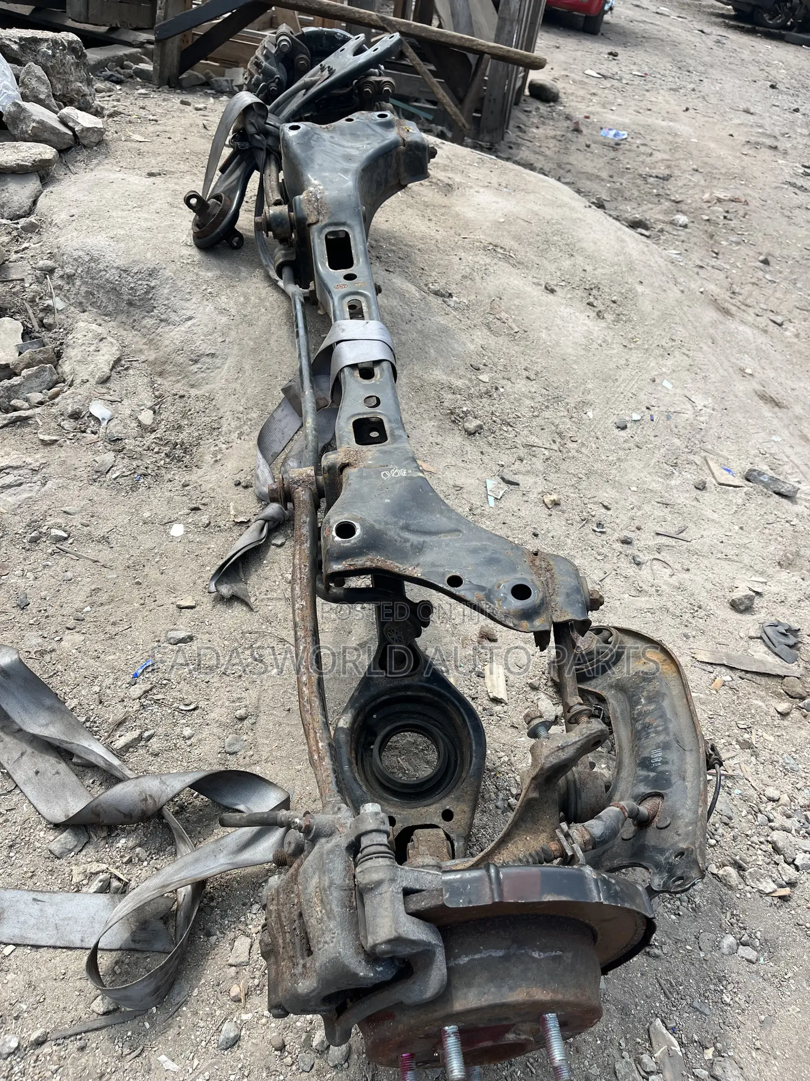Kia Sportage Back Axle Complete 2012/2016