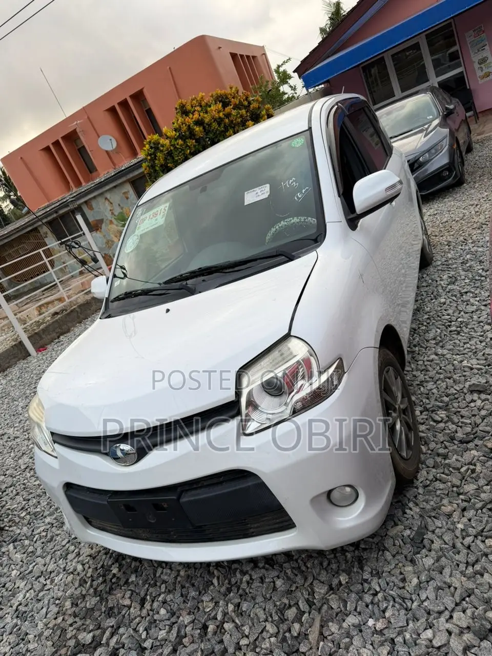 Toyota Sienta 1.5 AWD 2015 White