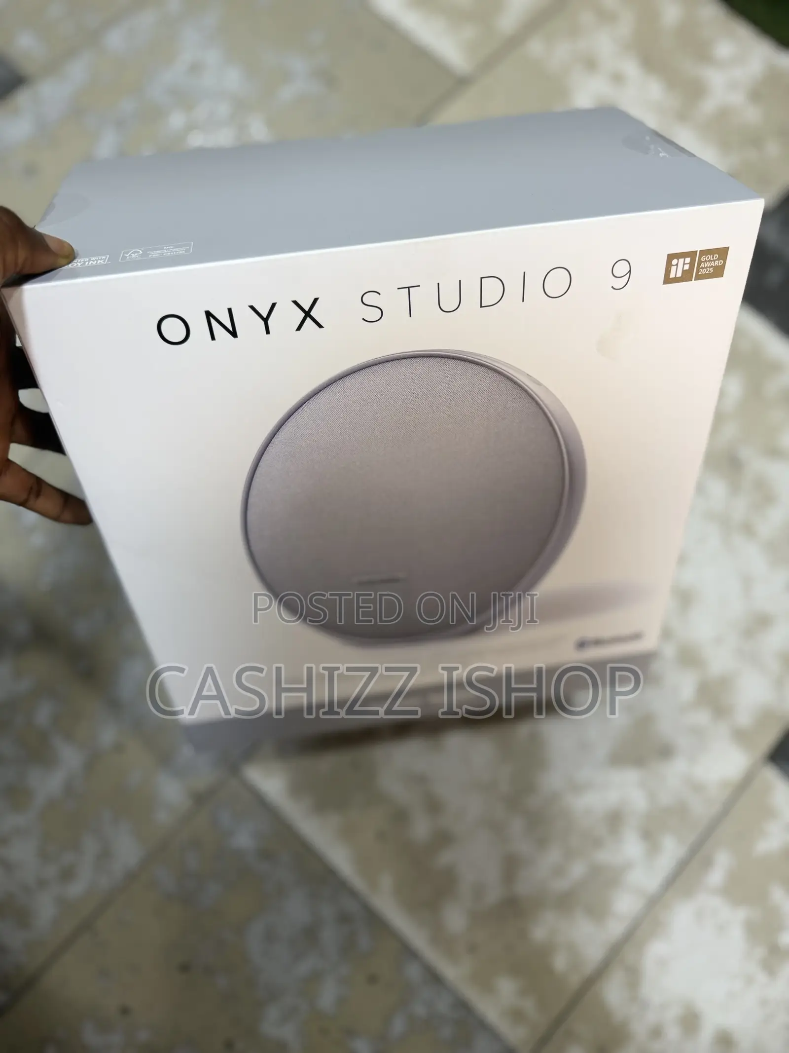 Onyx Studio 9