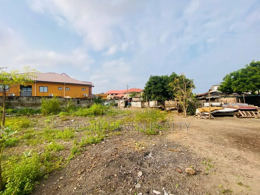 One ACRE of Land for Sale at Trassacco Adjiriganor