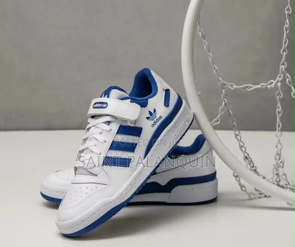 Adidas Forum Low Sneakers