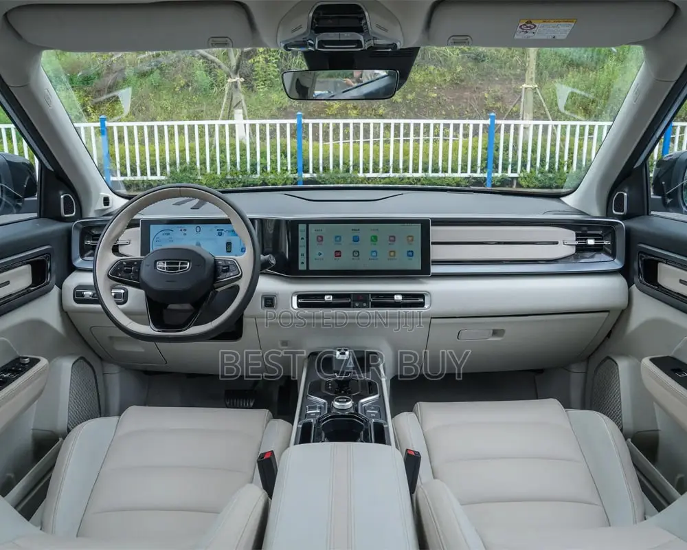 Geely Emgrand X7 2022 Blue