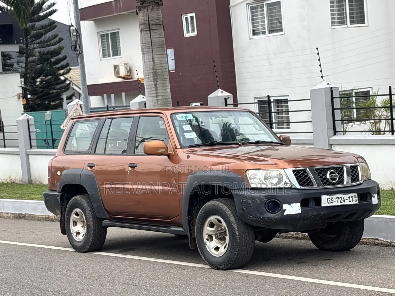 Nissan Patrol 2005 Brown