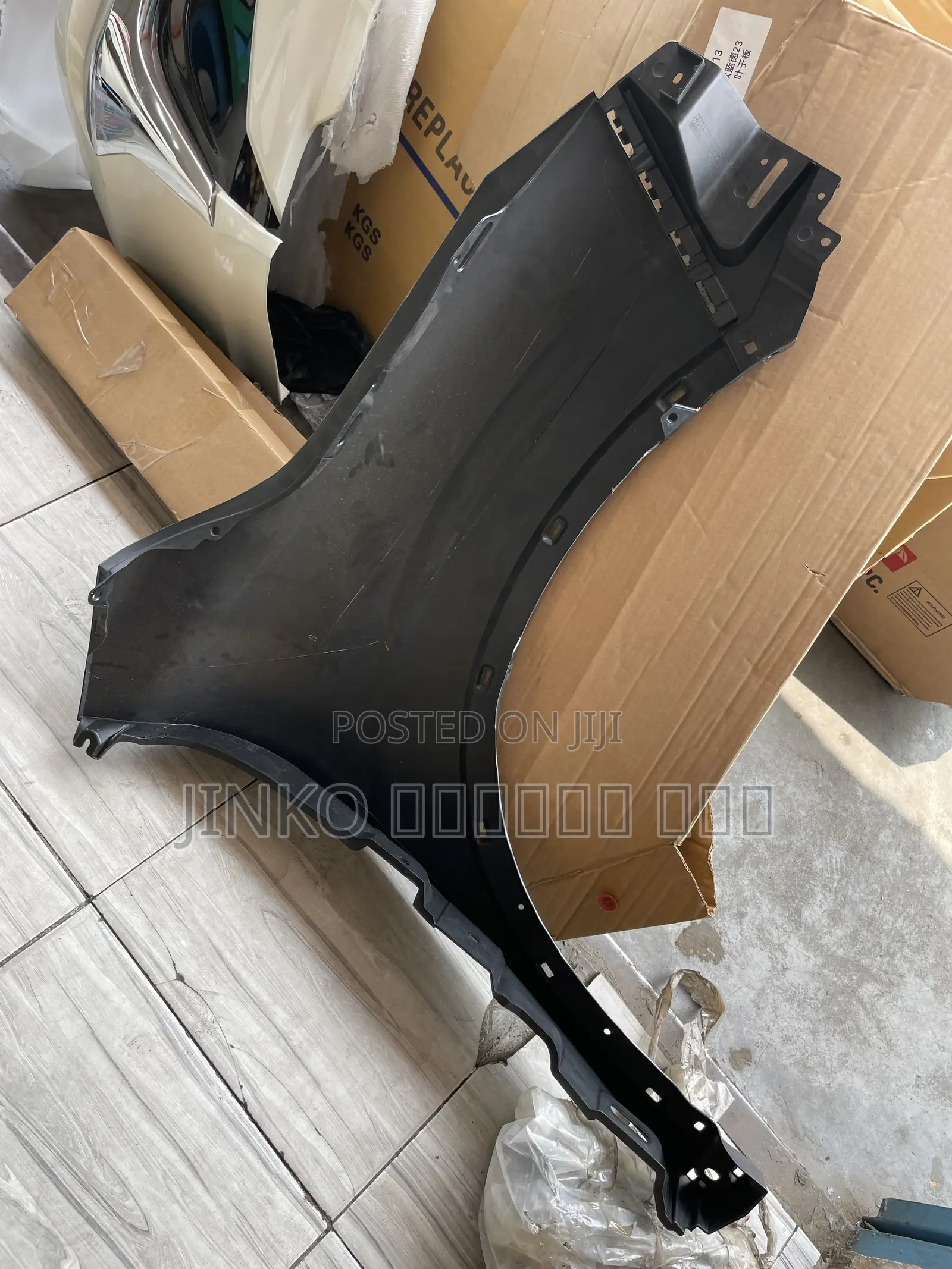 Mitsubishi Outlander 2023-on Fender(plastic)