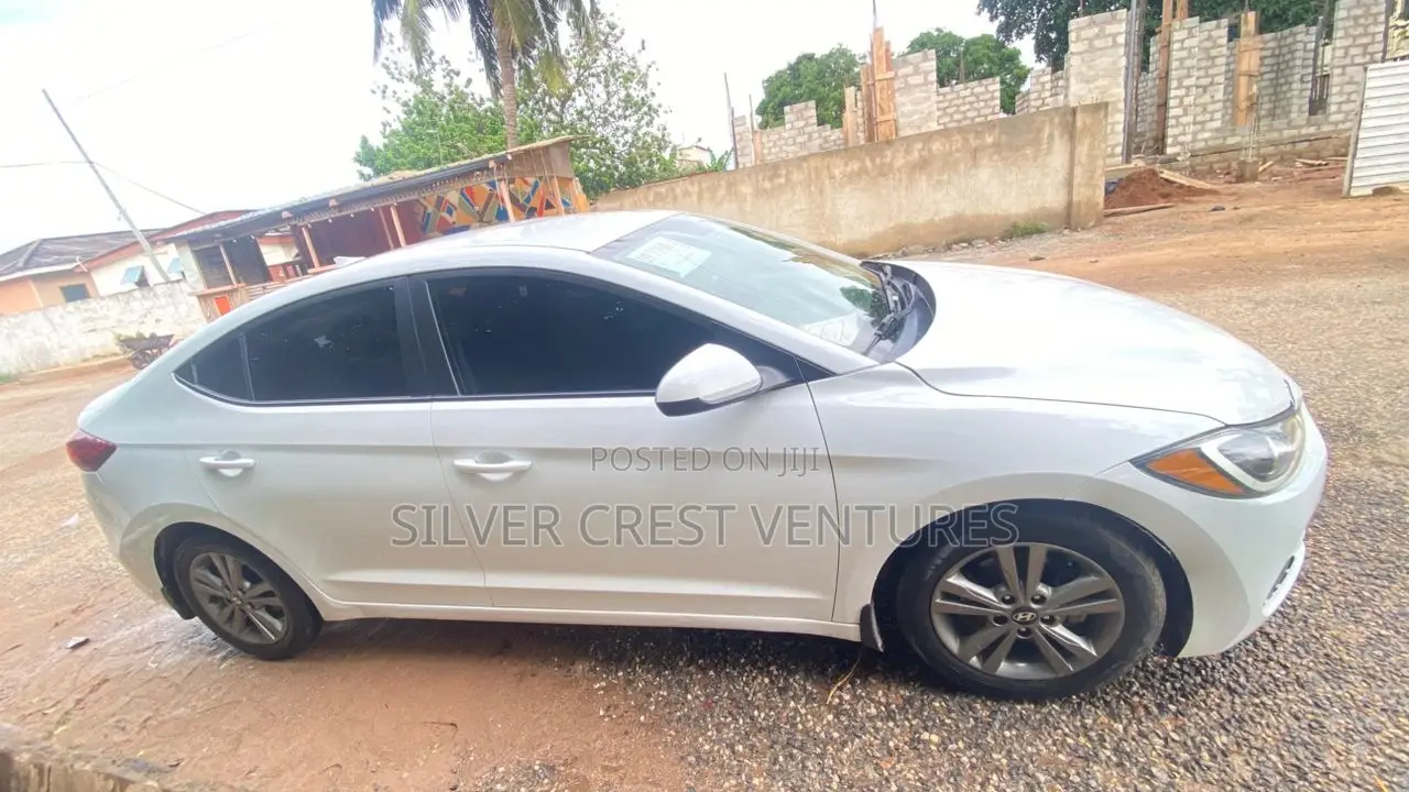 Hyundai Elantra SE 2018 White