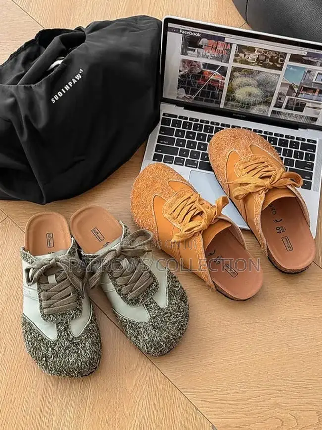 Queezaza Soft Footbed Suede Mules