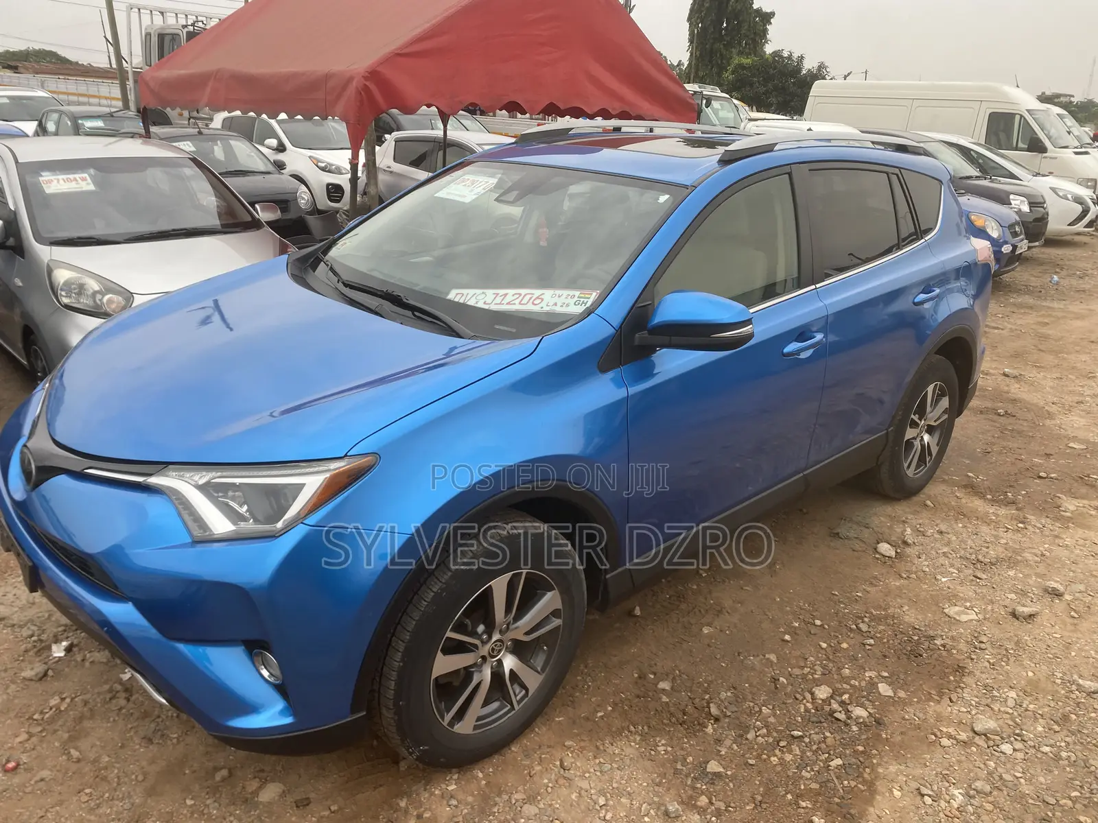 Toyota RAV4 2018 Blue