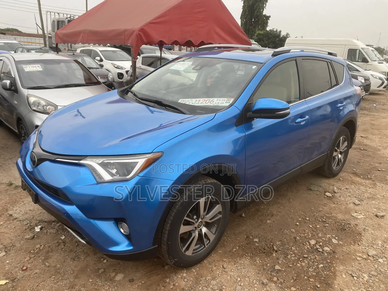 Toyota RAV4 2018 Blue