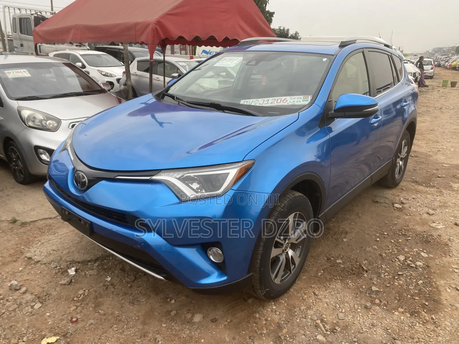 Toyota RAV4 2018 Blue