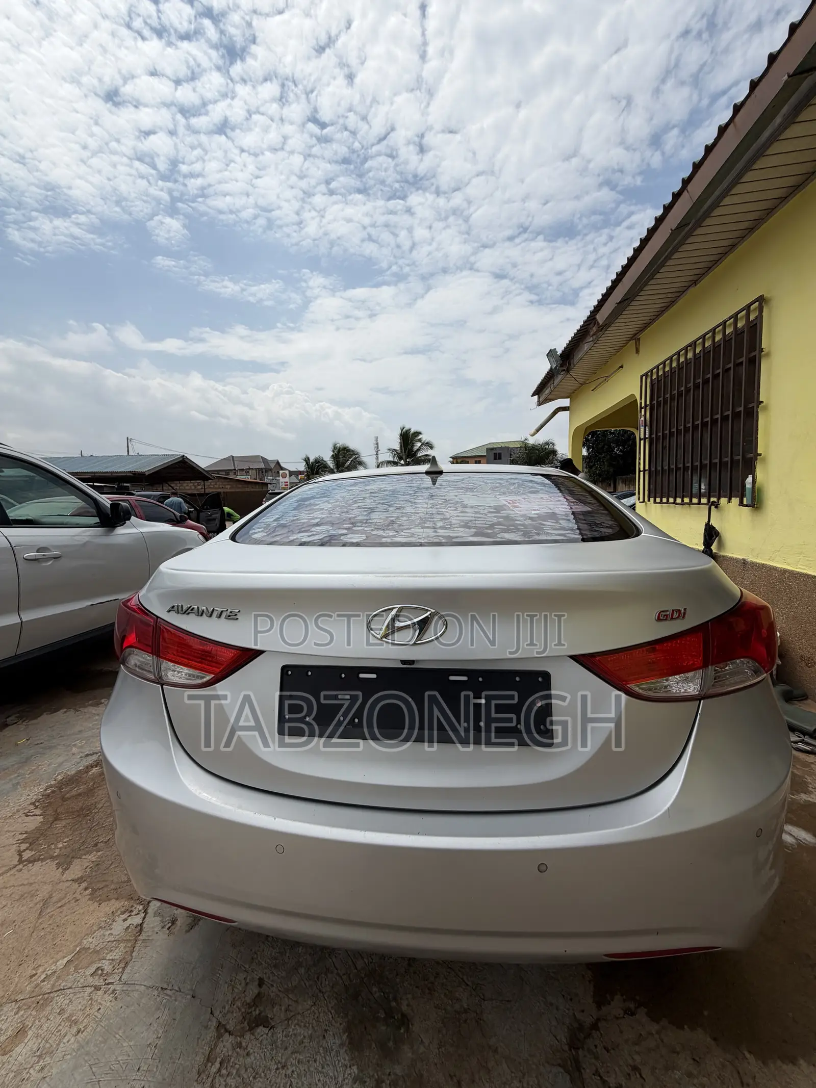 Hyundai Avante 2013 Silver