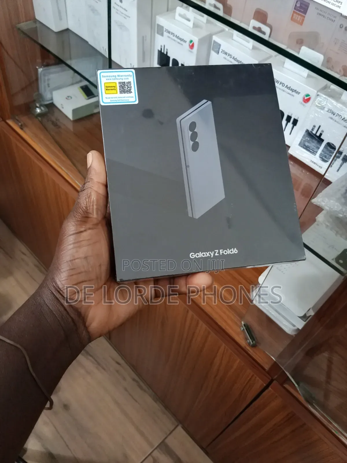 New Samsung Galaxy Z Fold6 512 GB White