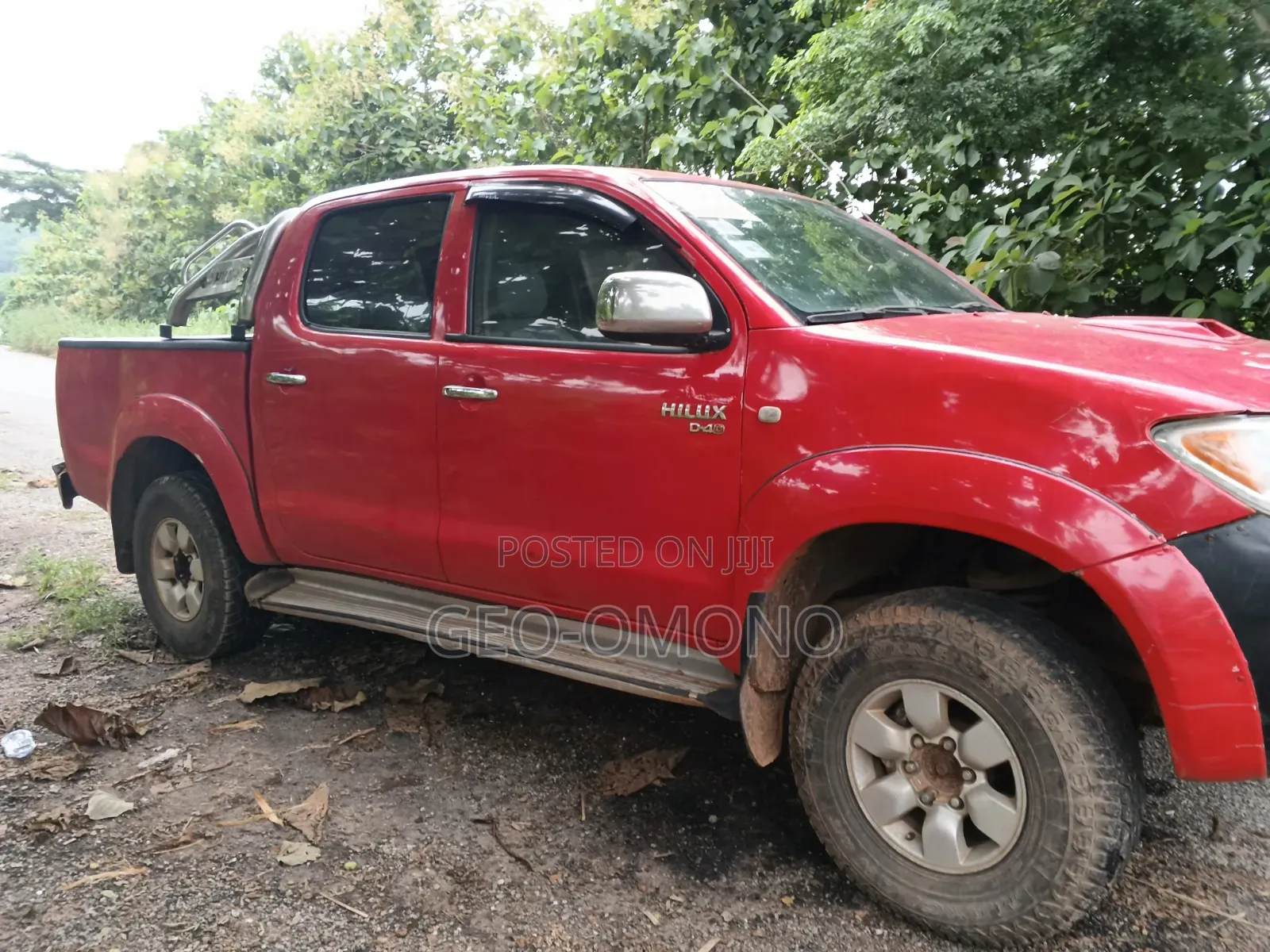Toyota Hilux 2012 Red