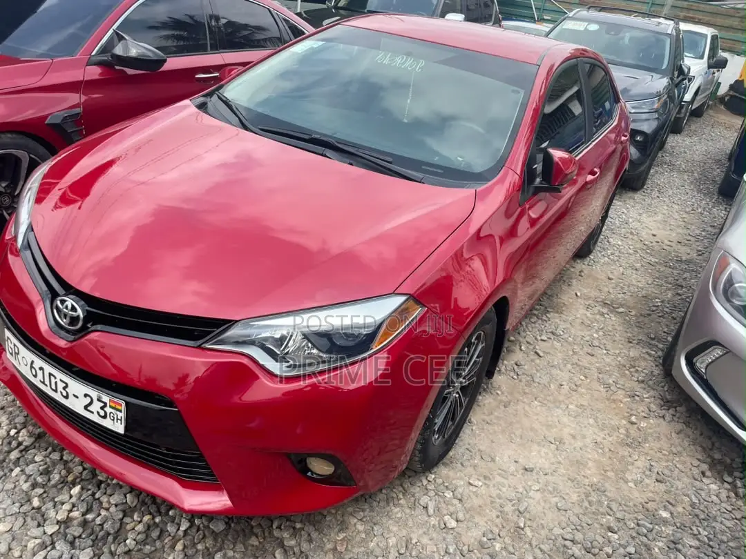 Toyota Corolla 2016 Red