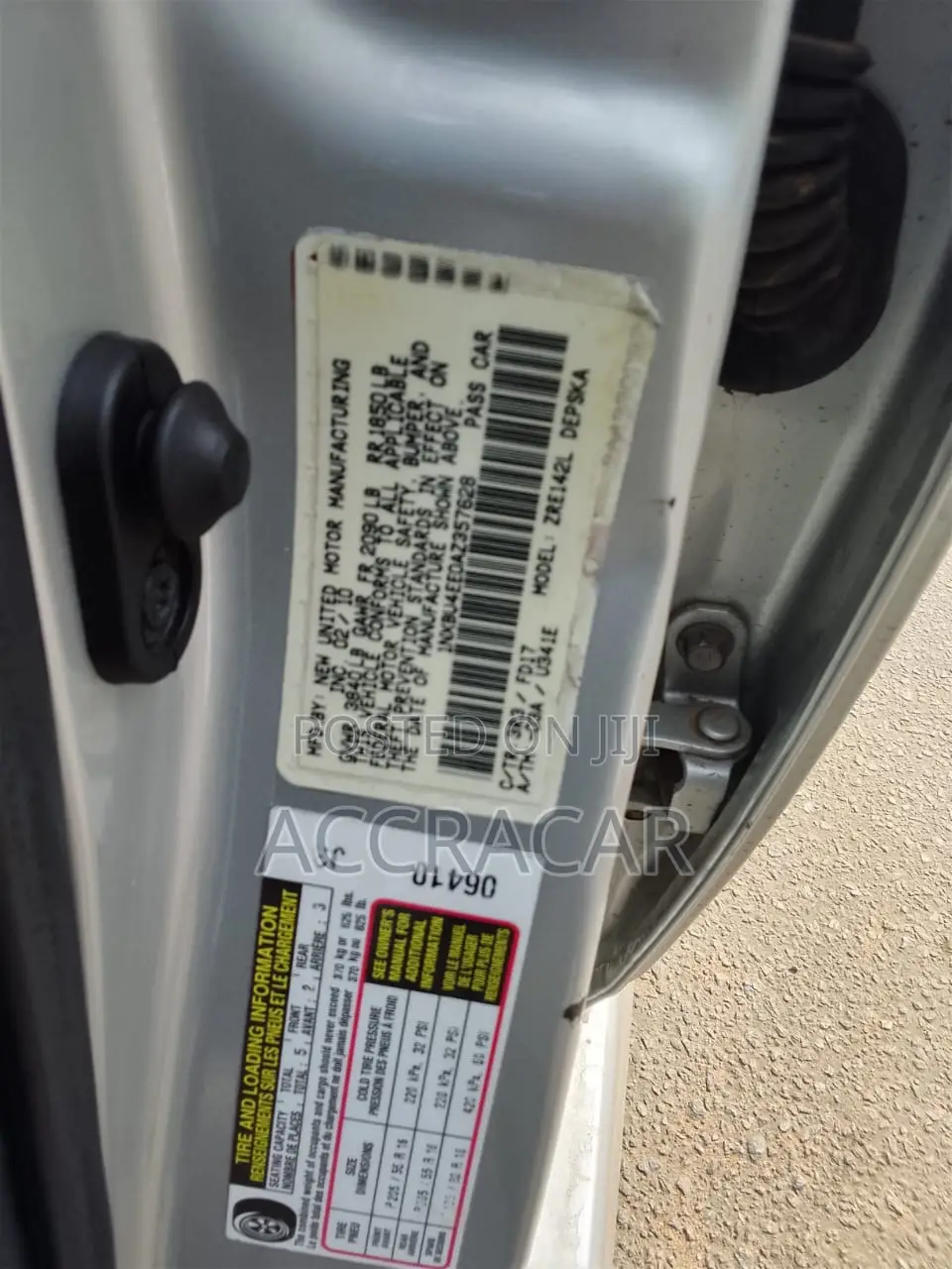 Toyota Corolla 2010 Silver