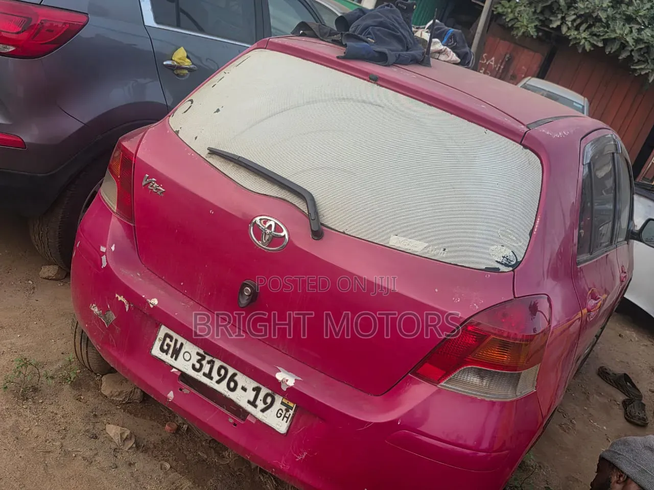 Toyota Vitz 2010 Pink