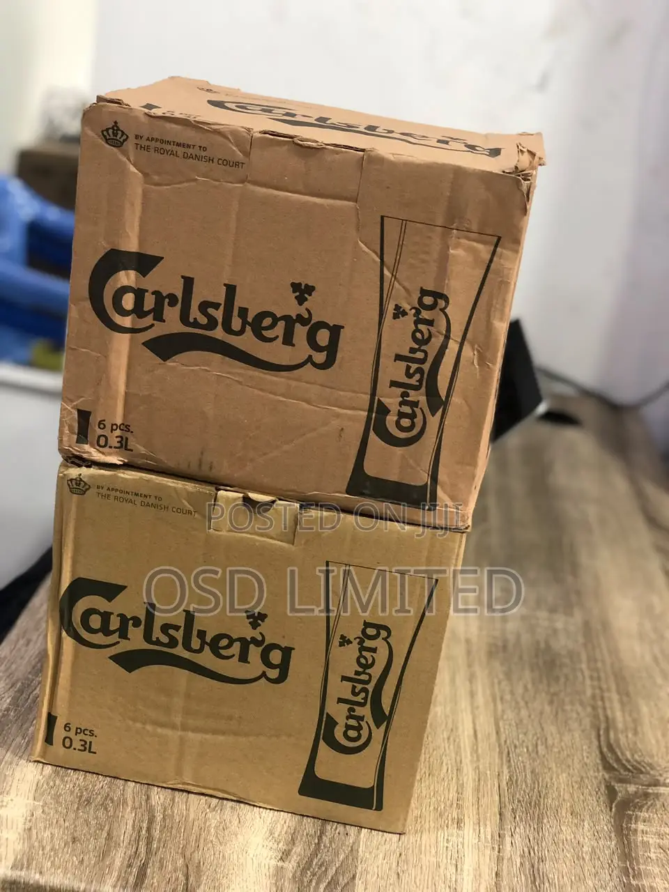 Bring the Pub Experience to Your Couch With Calsberg Glass Cup
