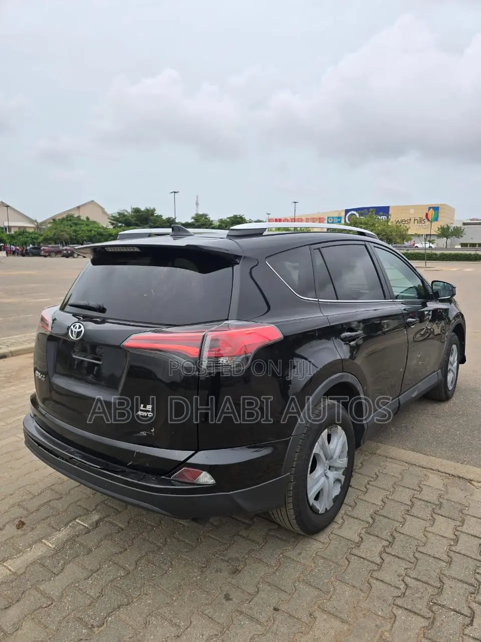 Toyota RAV4 LE AWD (2.5L 4cyl 6A) 2017 Black