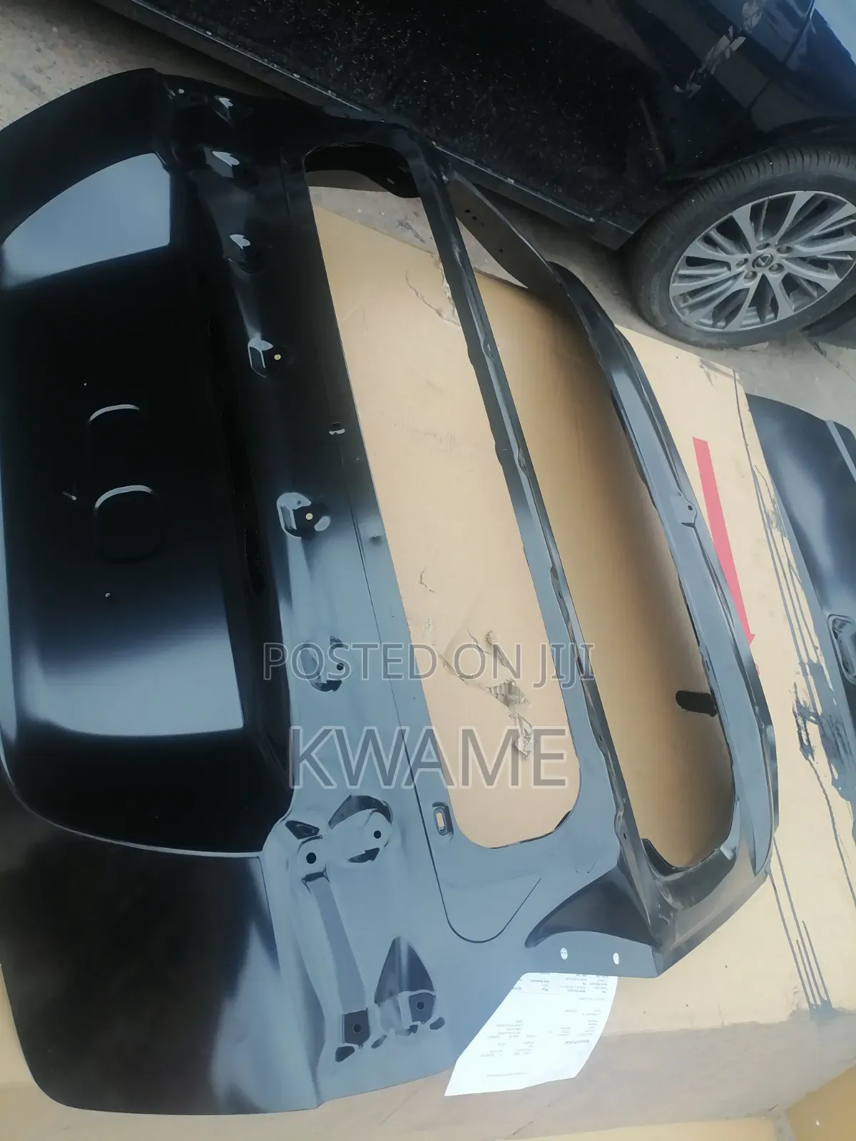 Booth for Mitsubishi Eclipse Cross 2017 Upwards