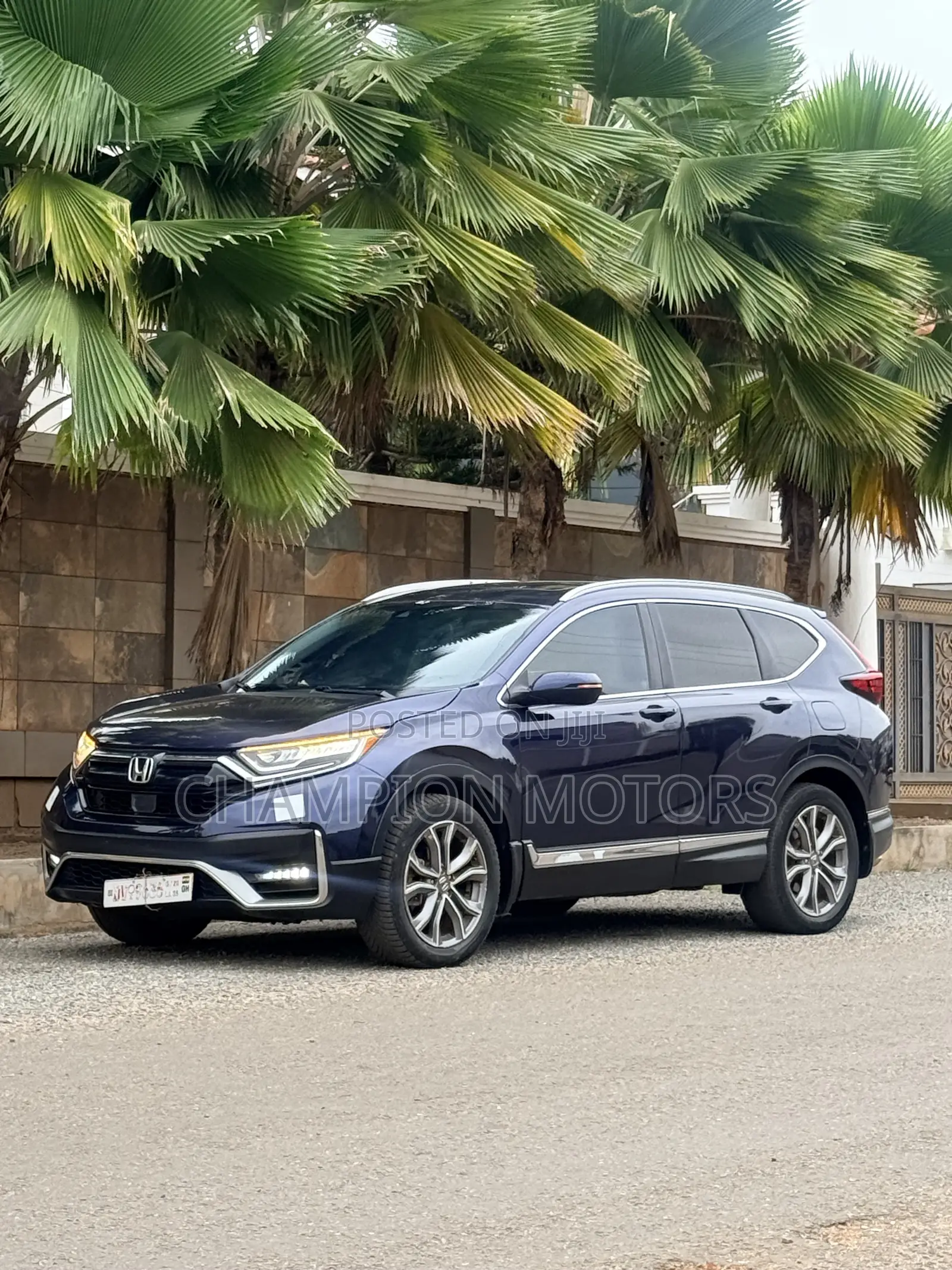 Honda CR-V Touring AWD 2020 Blue