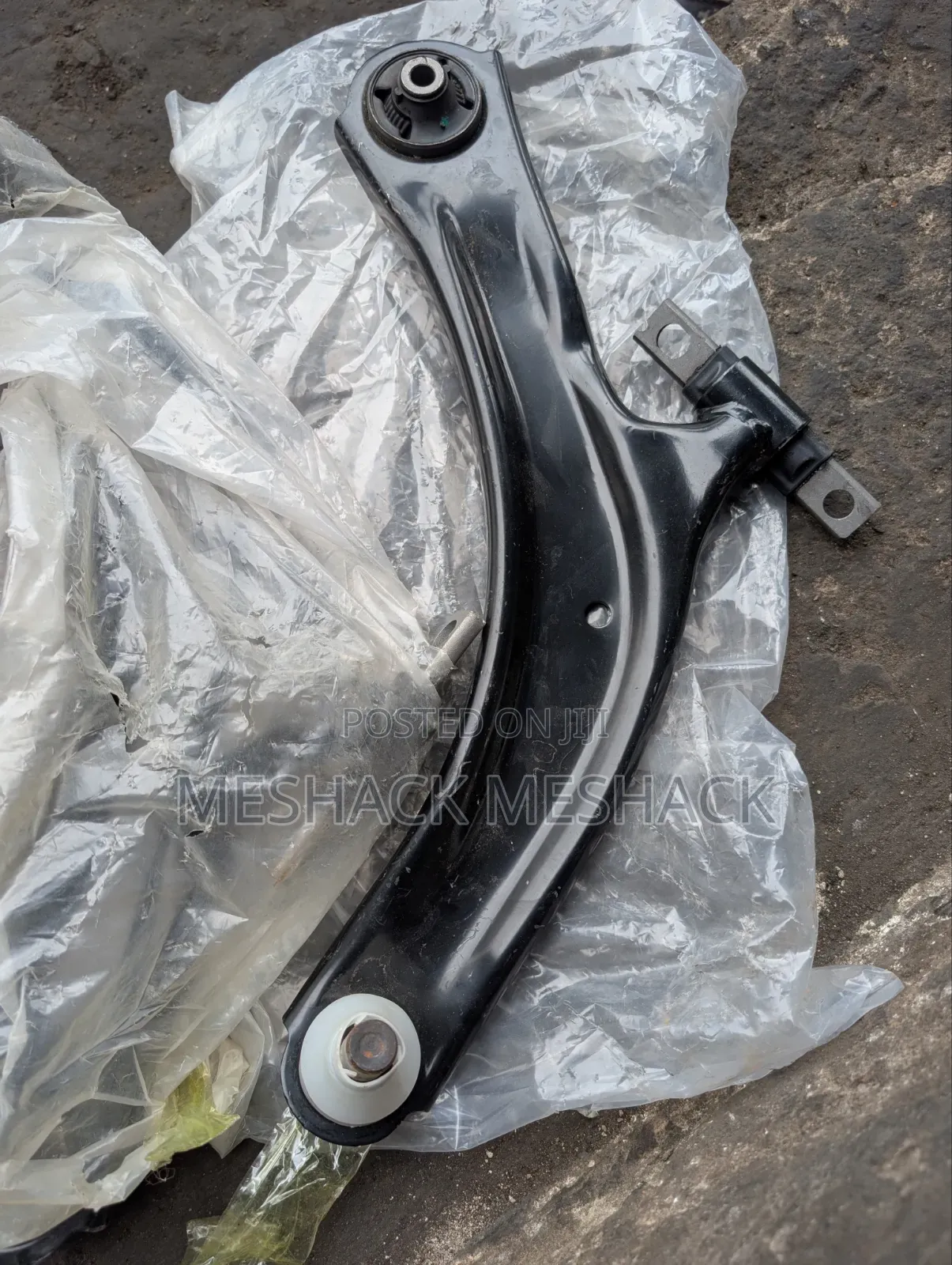 Nissan Rogue 2016 Lower Arm