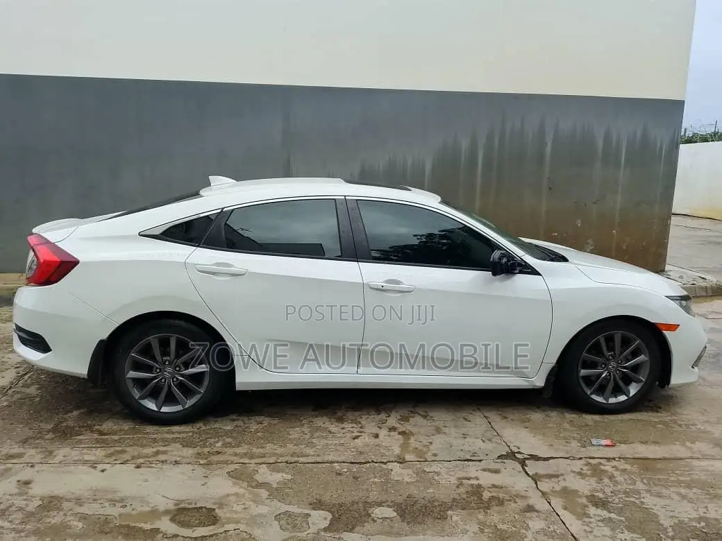 Honda Civic EX Sedan 2019 White