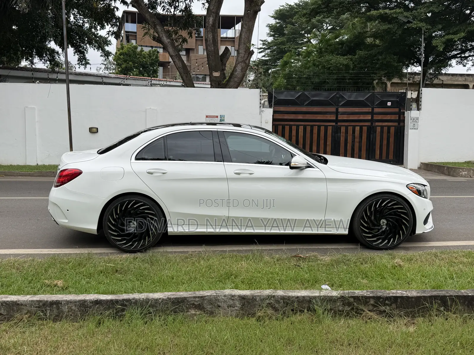 Mercedes-Benz C300 Luxury 4Matic Sedan AWD (2.0L 4cyl 7A) 2016 White