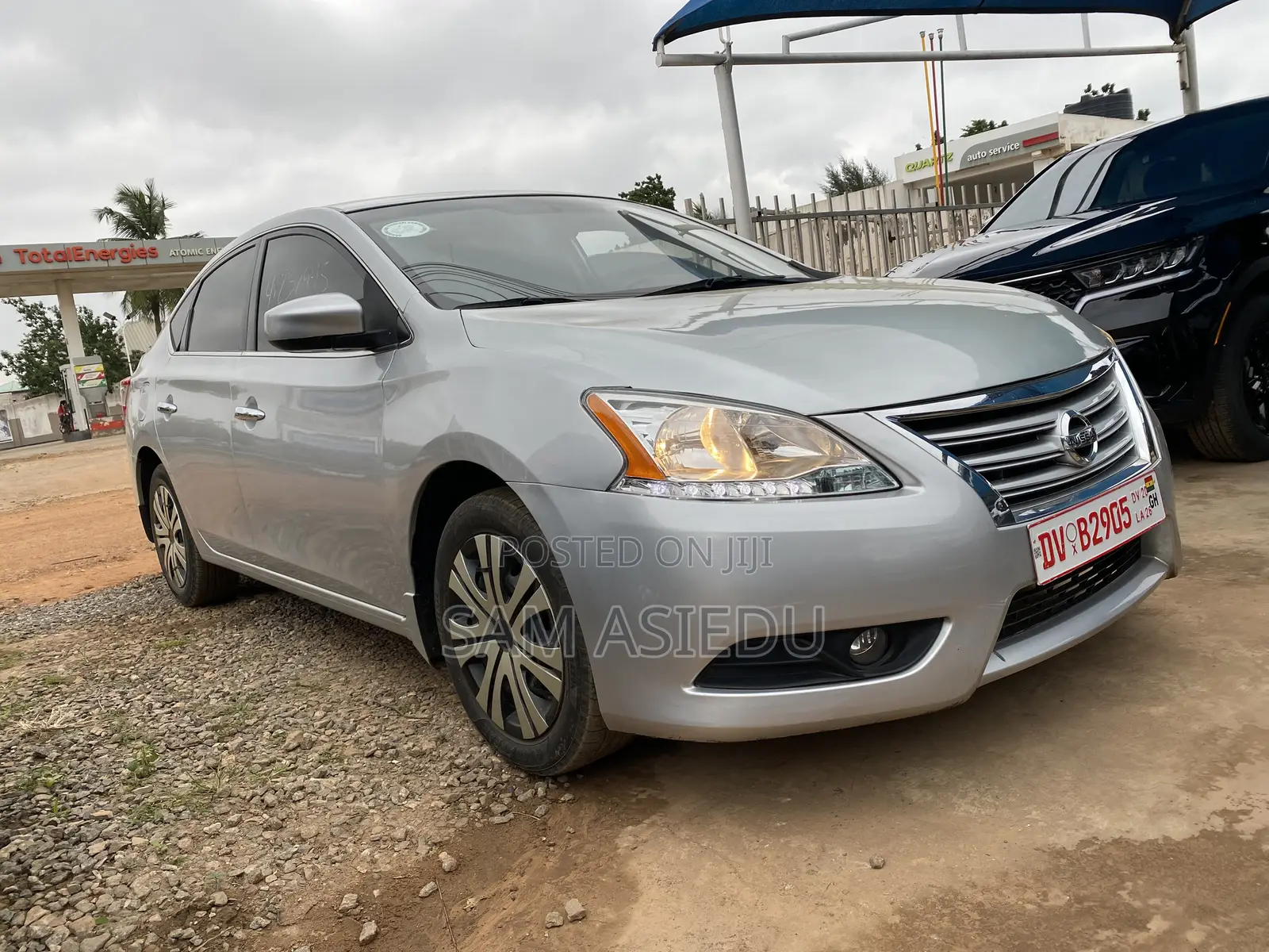 Nissan Sentra SL 4dr Sedan (1.8L 4cyl CVT) 2015 Silver