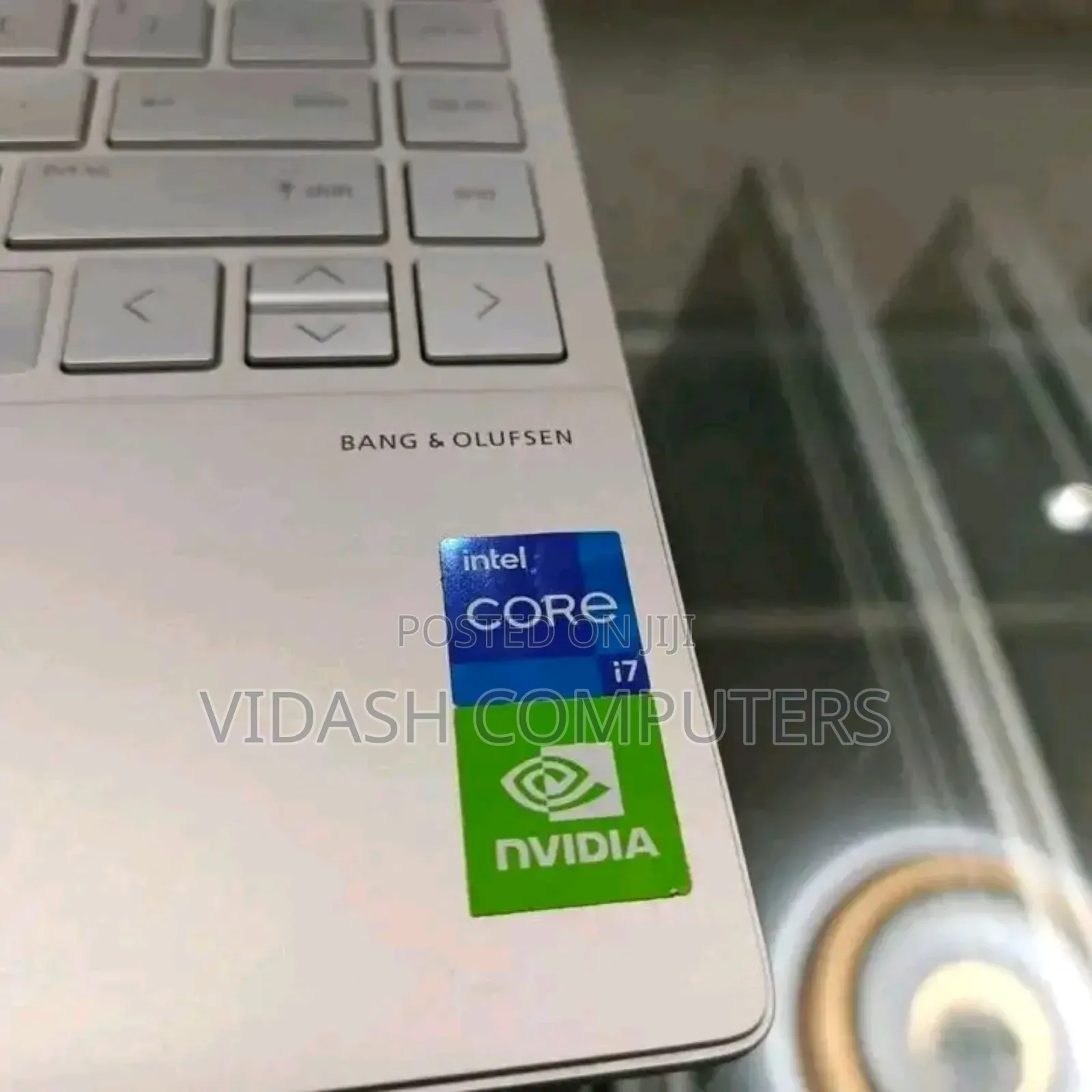 New Laptop HP Pavilion 13 16GB Intel Core i7 SSD 512GB