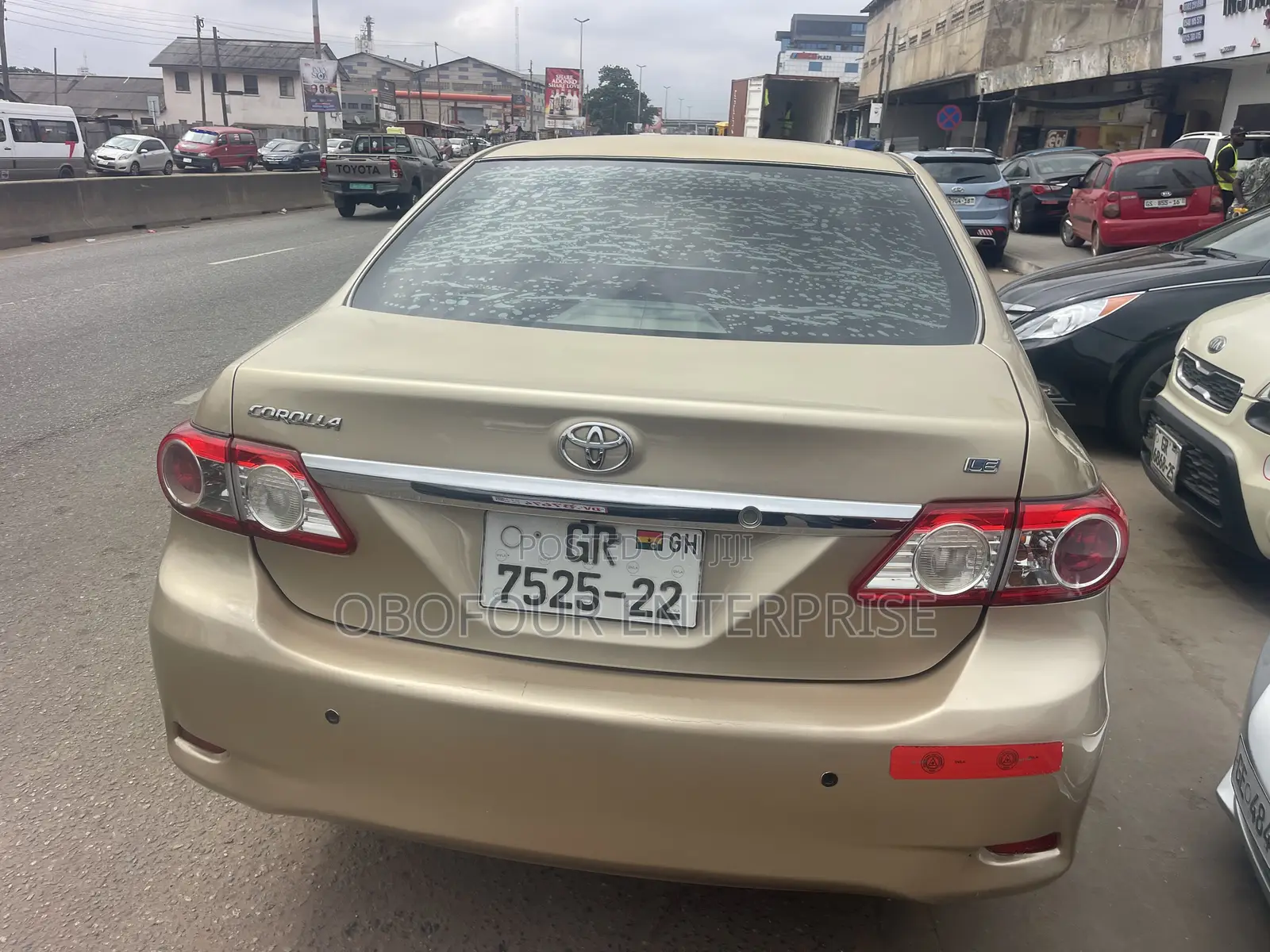 Toyota Corolla LE 4dr Sedan (1.8L 4cyl 4A) 2013 Gold