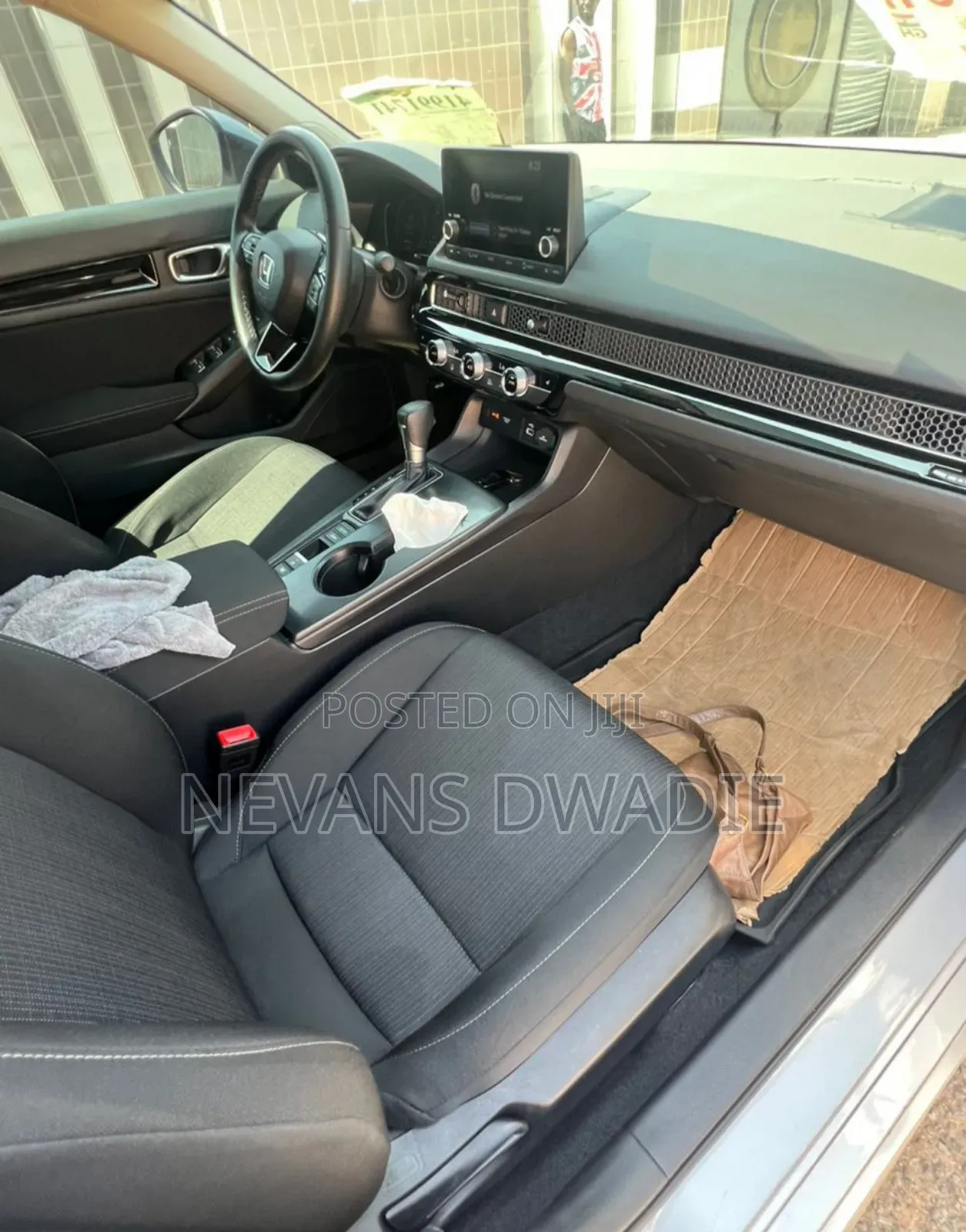 Honda Civic 2025 Silver