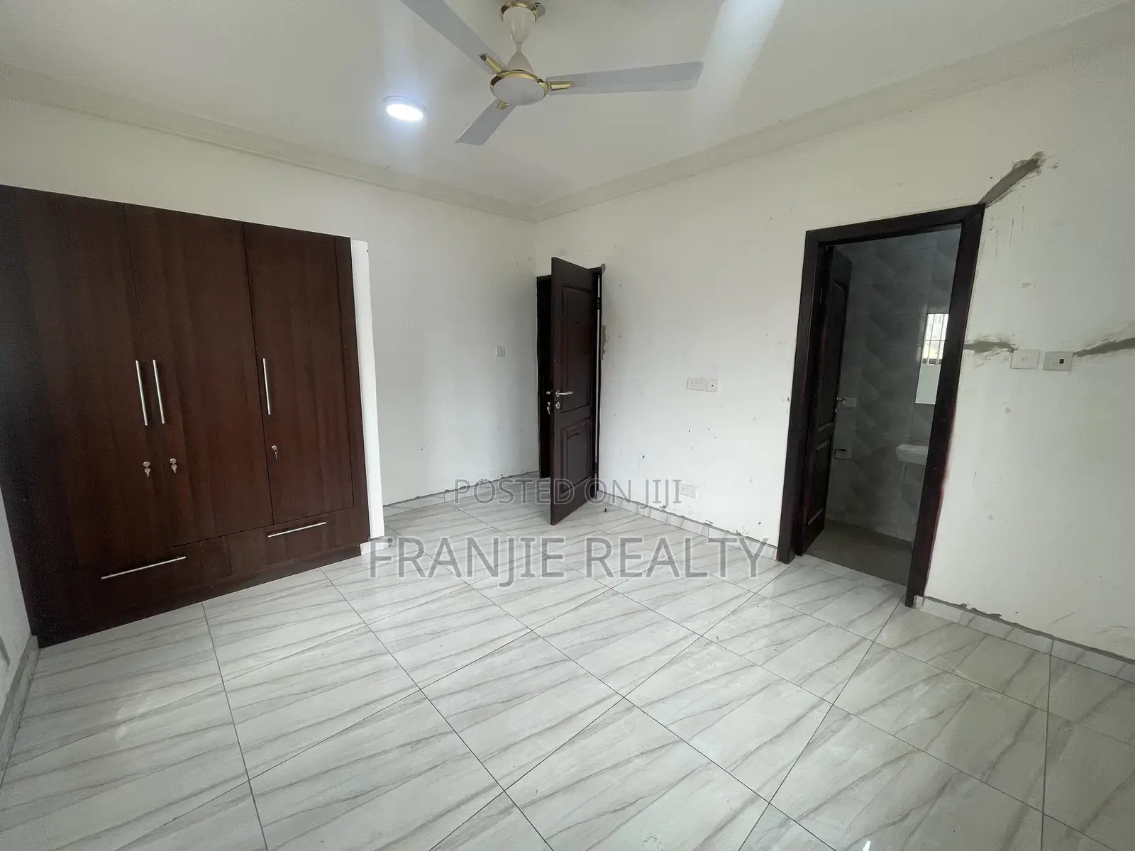 3bdrm Apartment in Franjie Realty, West Hills Mall Area for rent