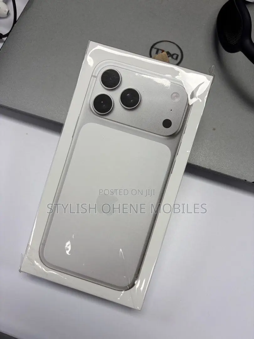 New Apple iPhone 17 Pro Max 1 TB Silver