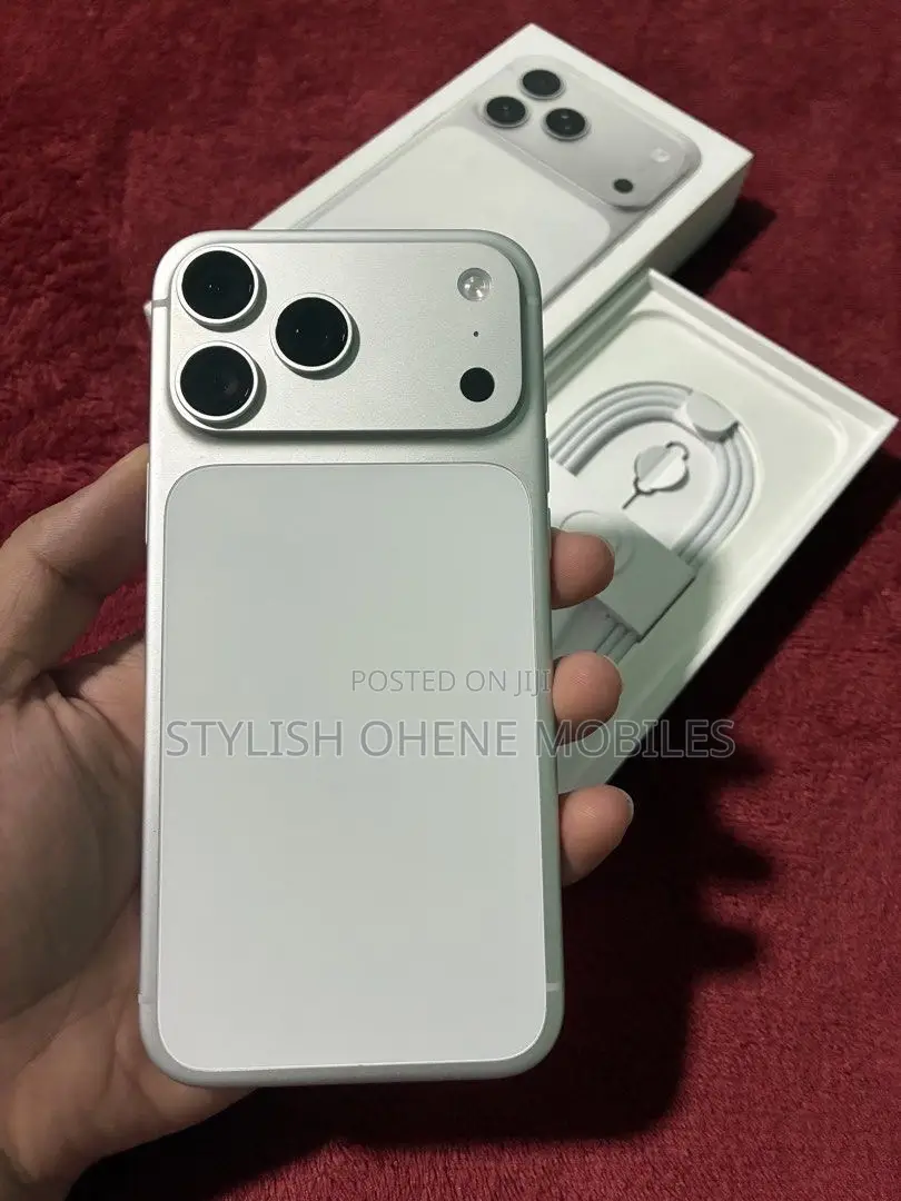 New Apple iPhone 17 Pro Max 1 TB Silver