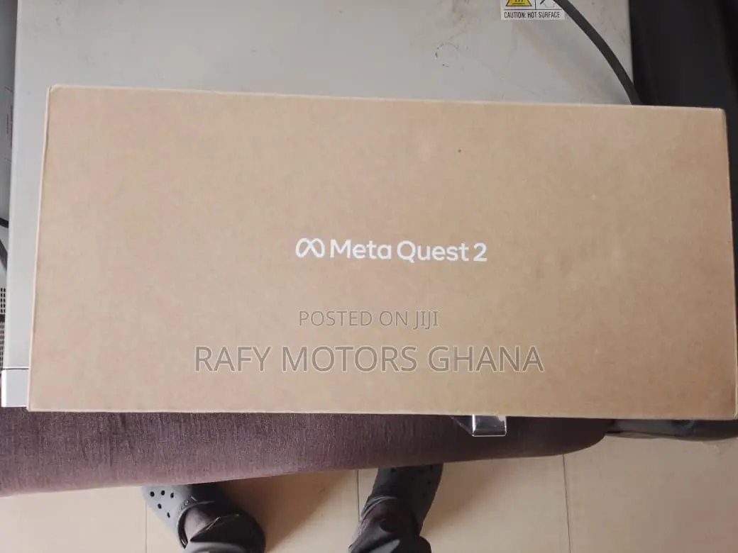 Meta Quest 2 VR Headset 128GB With Controllers – Complete in Box