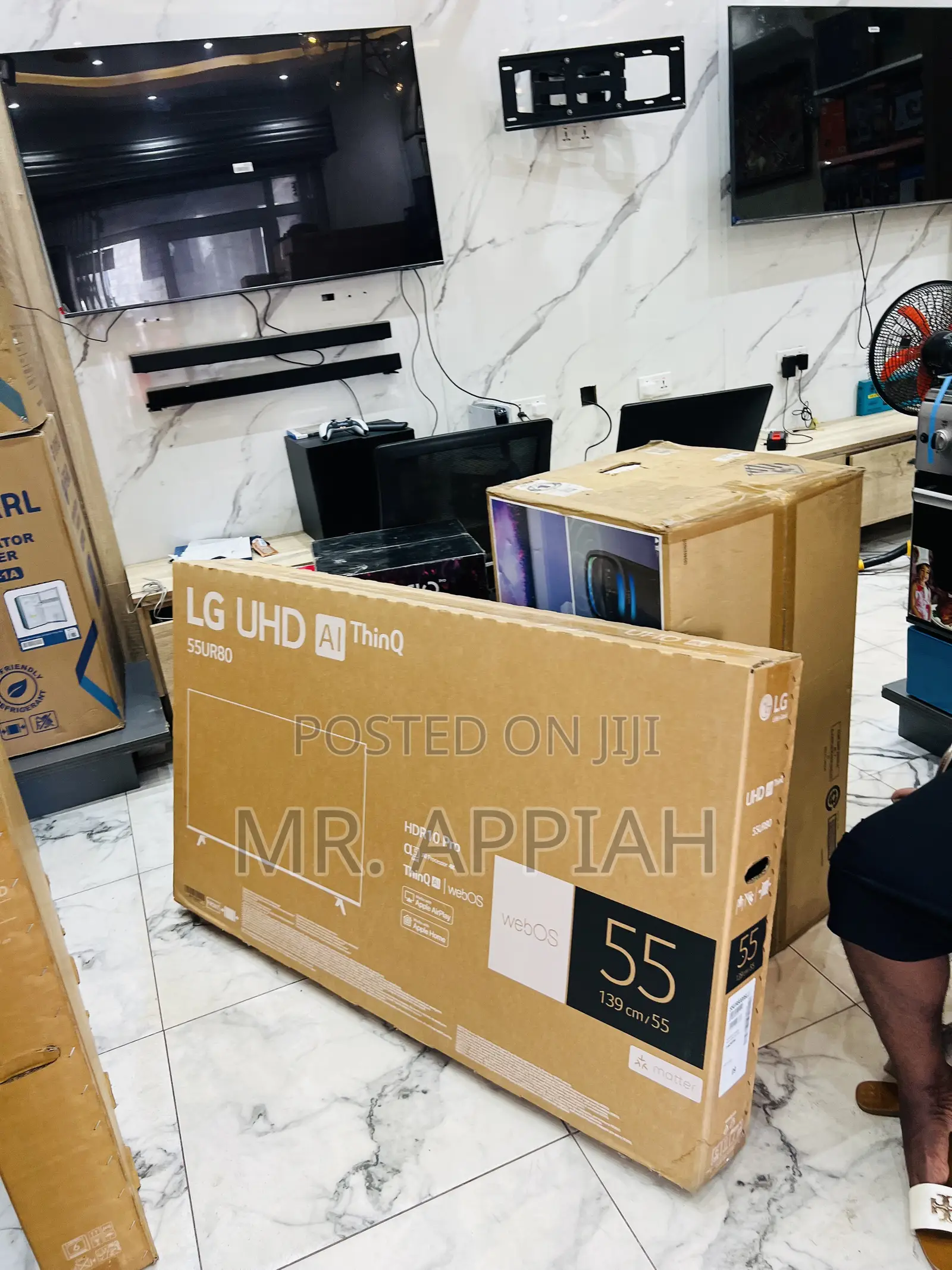 Classic LG 55” Uhd Smart TV(2024 Model) Black