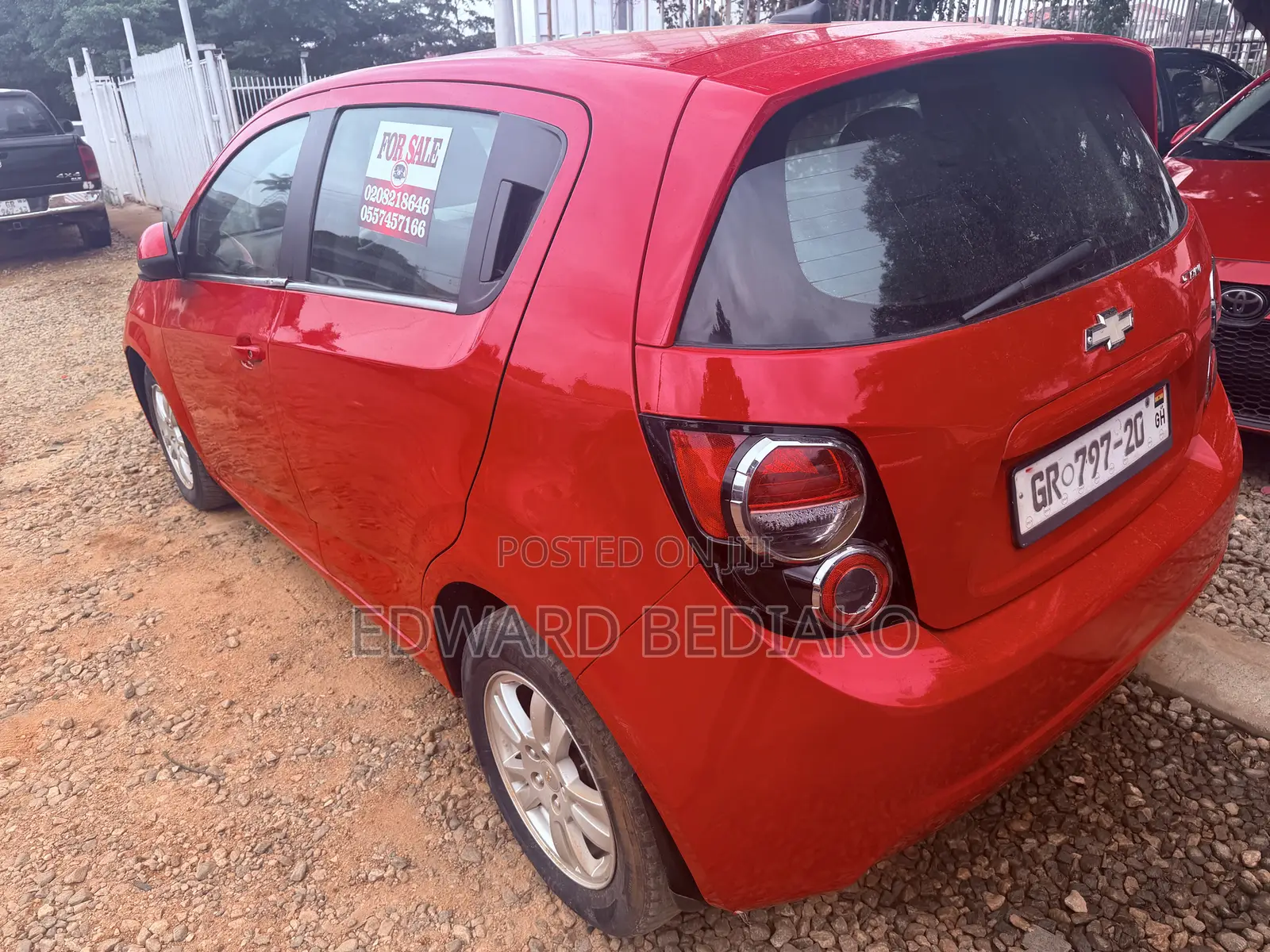 Chevrolet Sonic 1LS 2012 Beige