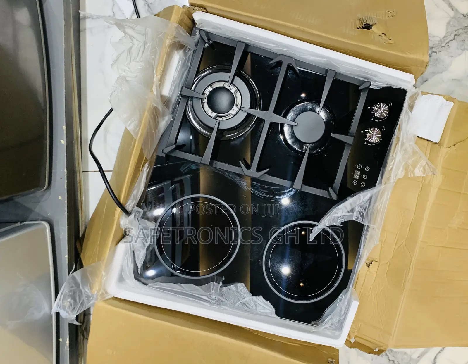 Most Good Kenwood Black Glass 2 Gas Burners and 2 Electric Hot Plates