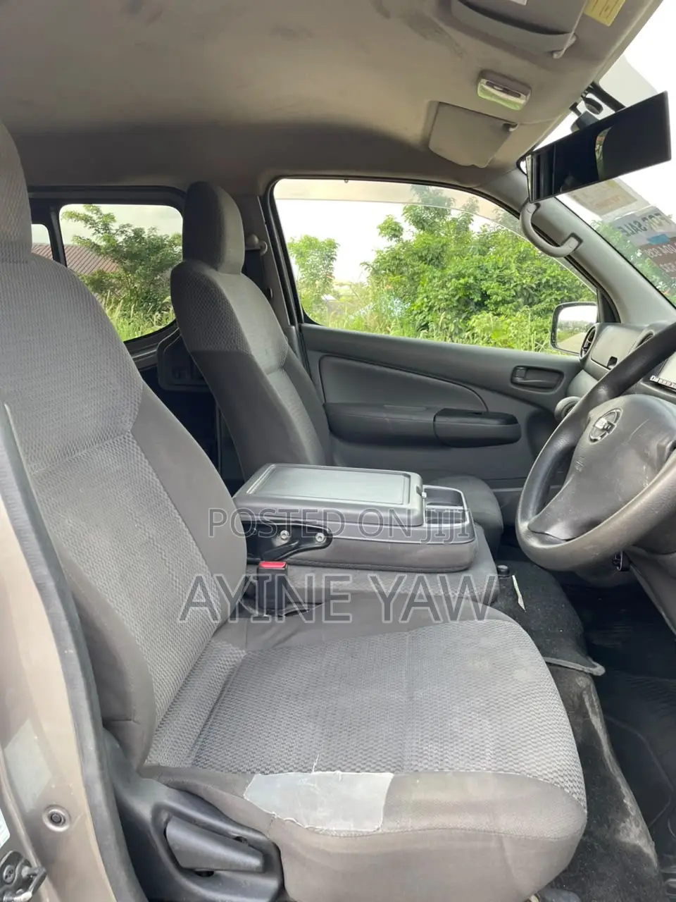 Nissan Caravan (Urvan) 2015