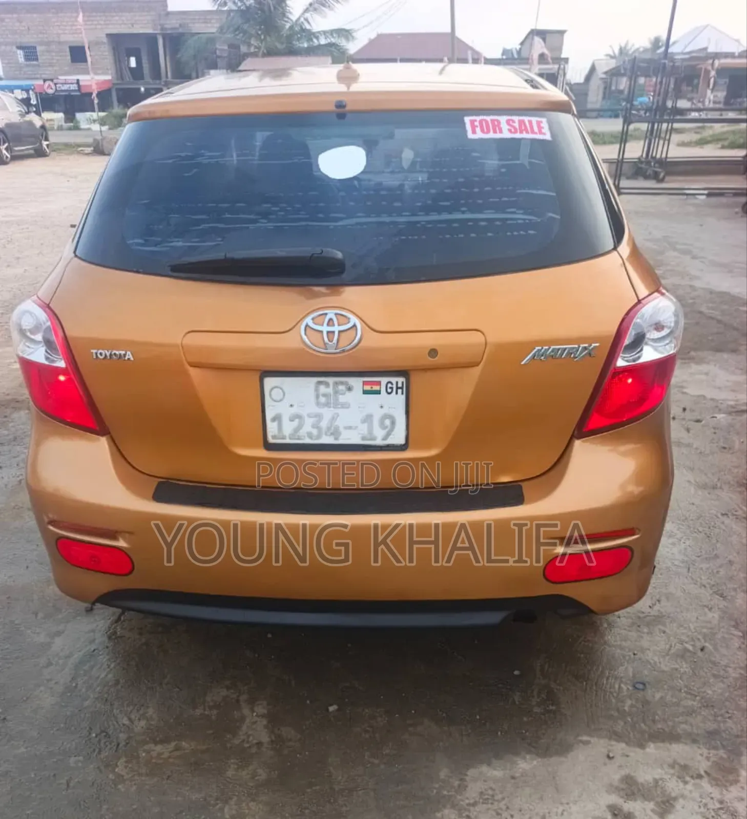 Toyota Matrix 2010 Gold
