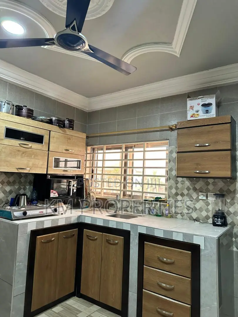 Furnished 2 Beds in Adenta-Sakora