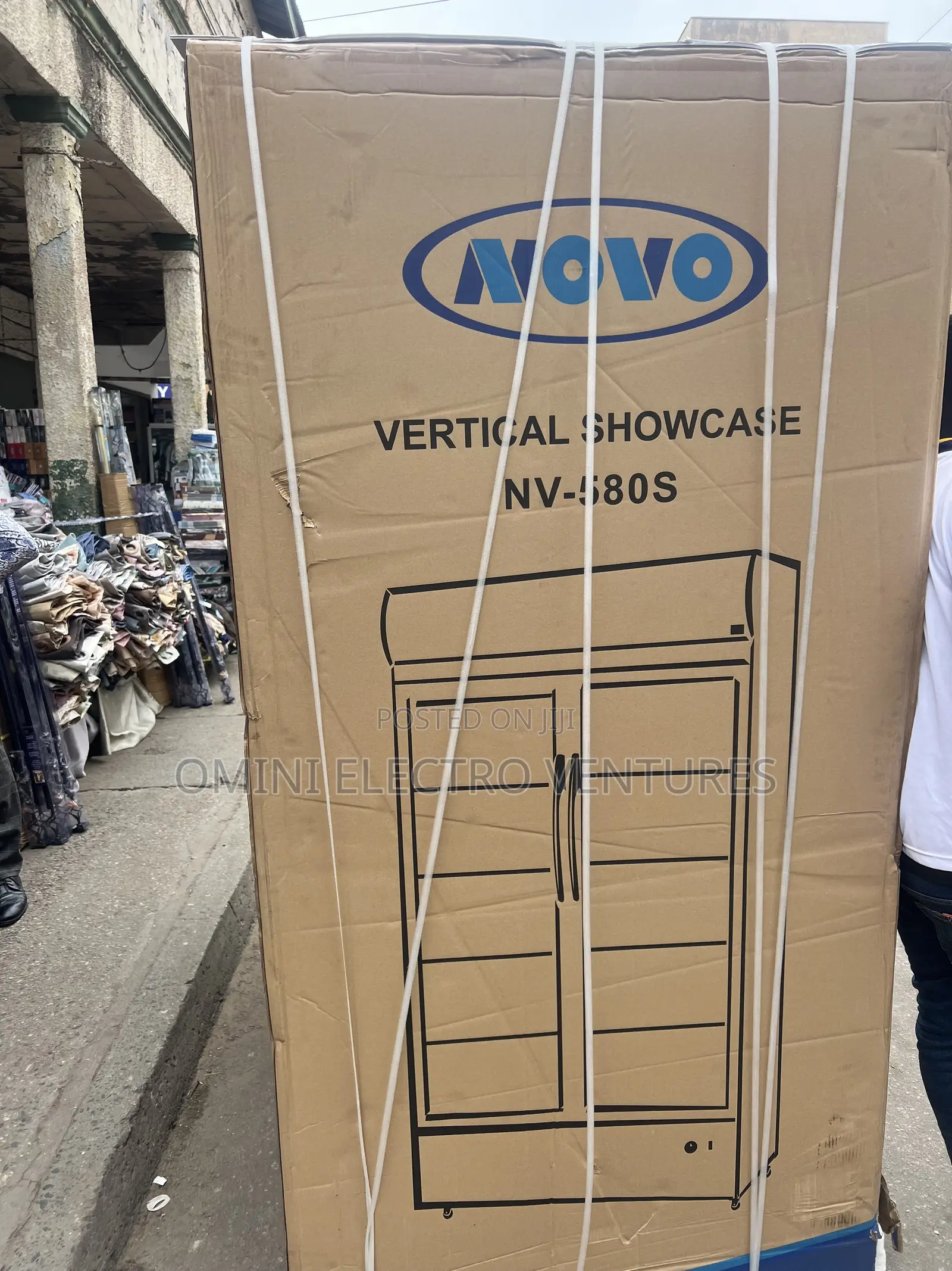 Brand New Bruhm /Novo Double Door Display Frigde