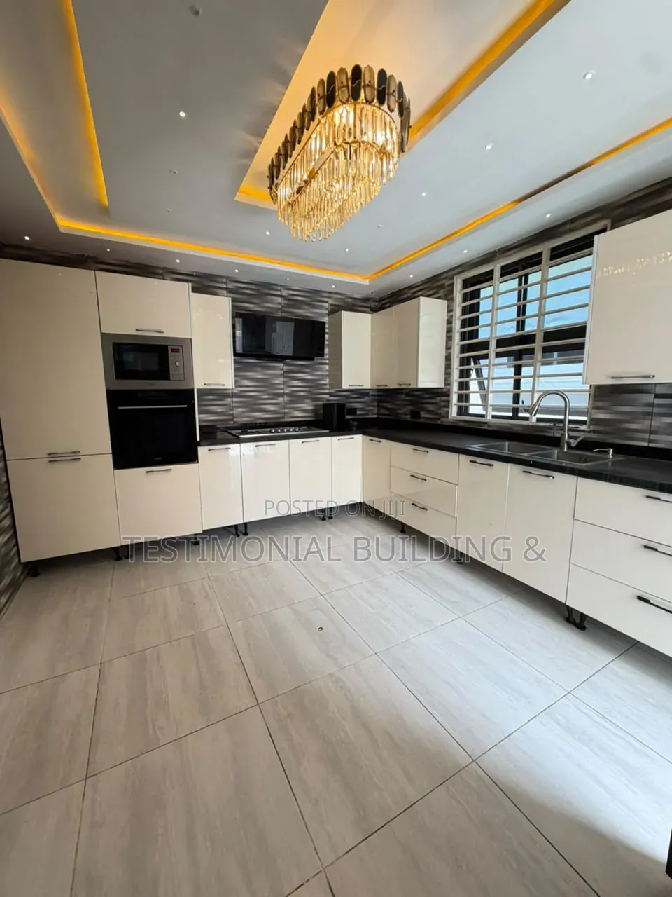 4bdrm House in Testimonial Building, Police Station for rent