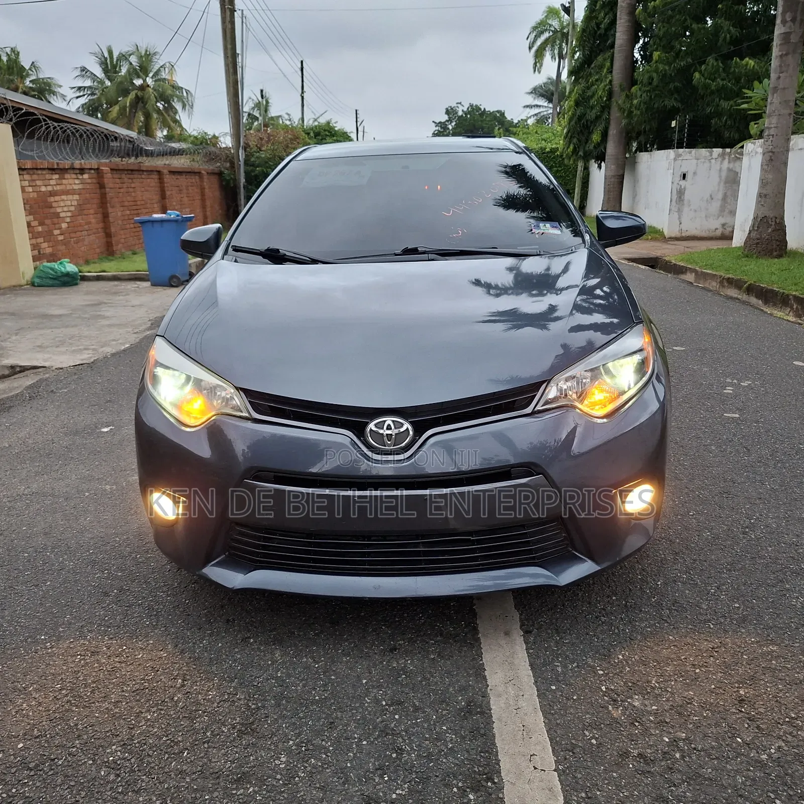 Toyota Corolla 2016 Gray
