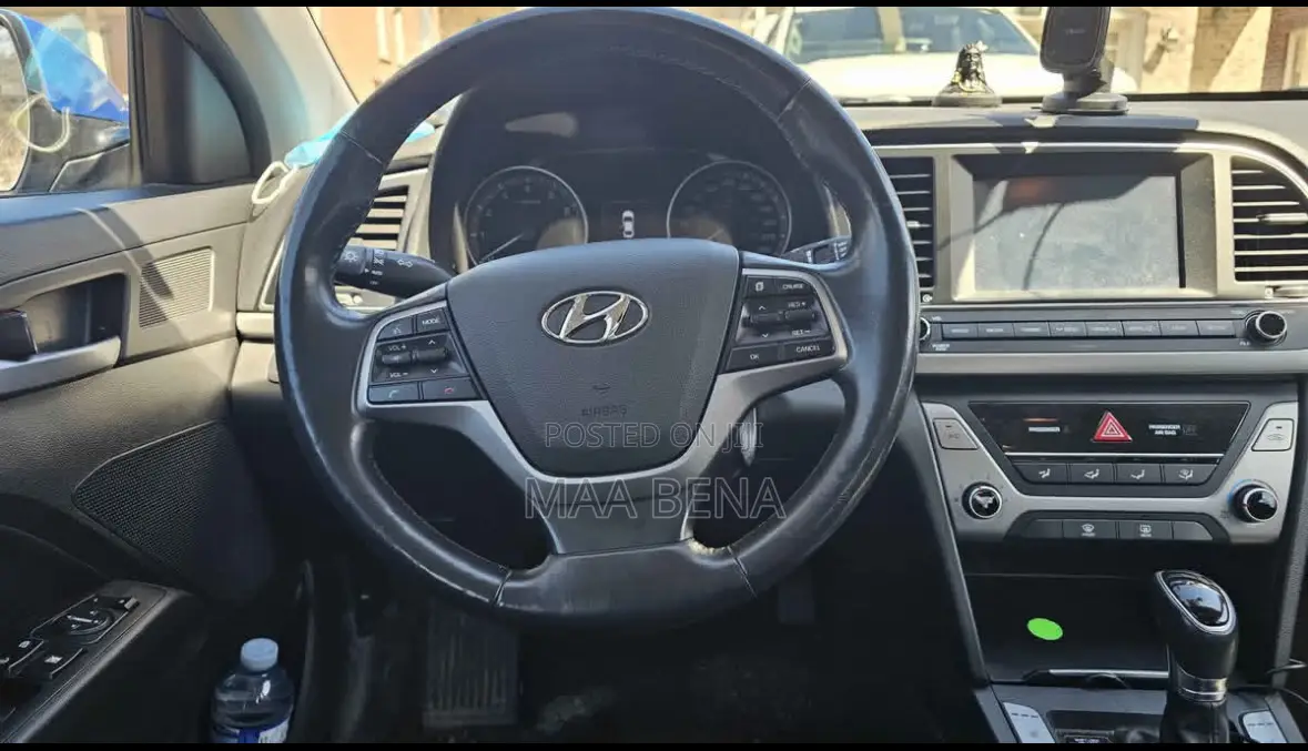 Hyundai Elantra Limited 2018 Blue