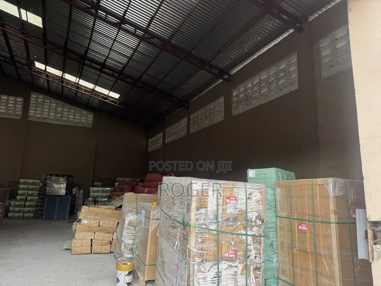 650 SQM With Office Complex for Rent in New Achimota