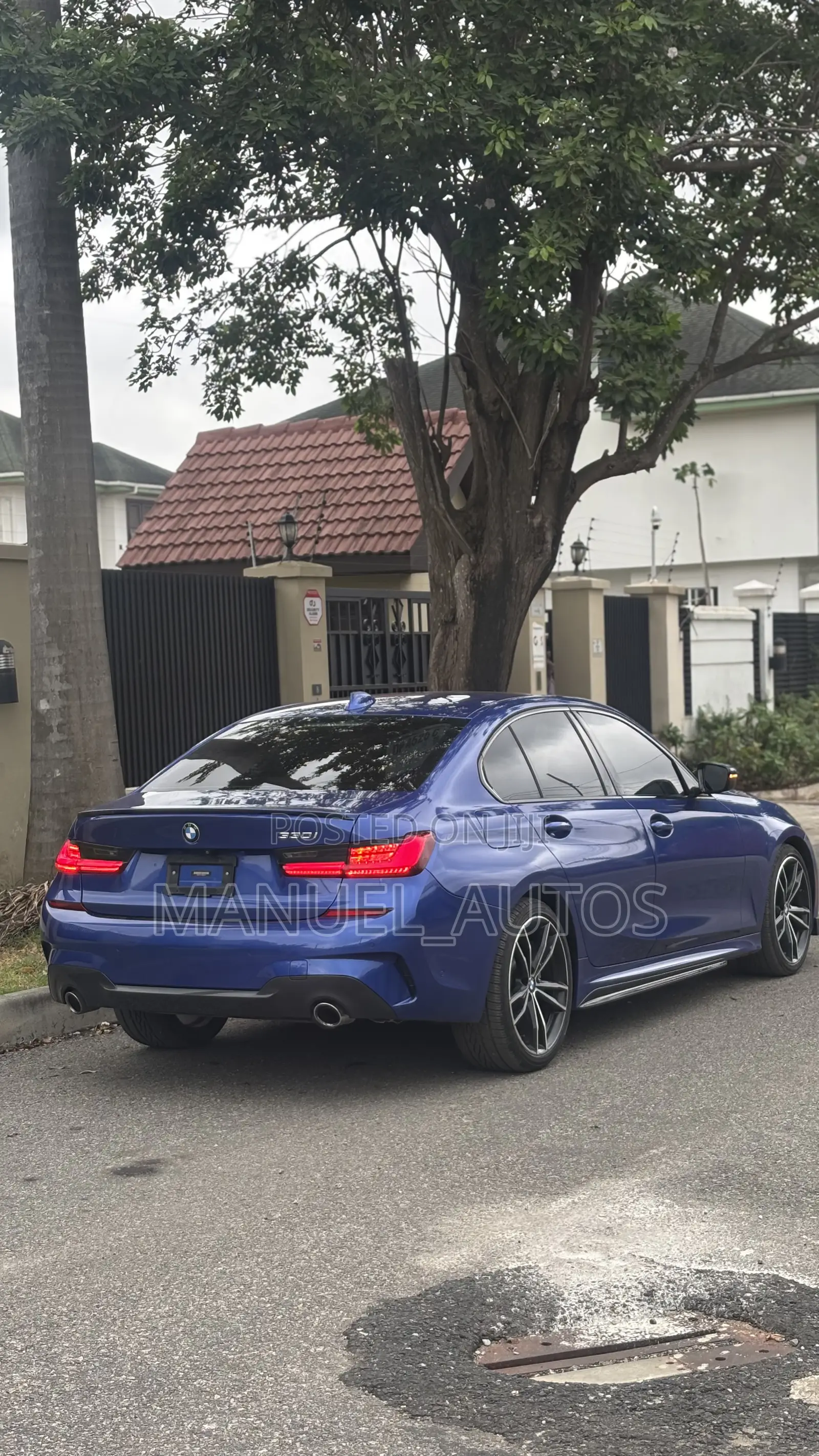 BMW 330i 2021 Blue