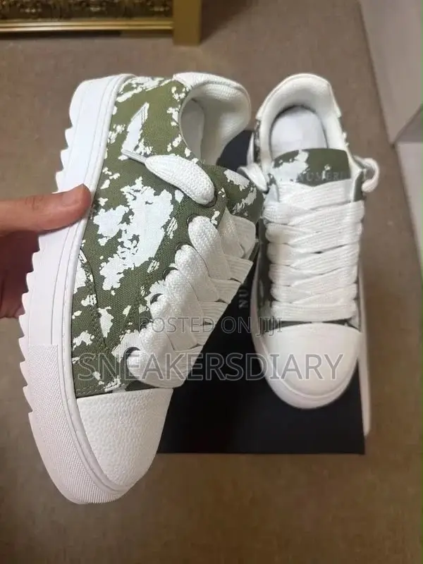 Olive Numeric Lunar Trainer