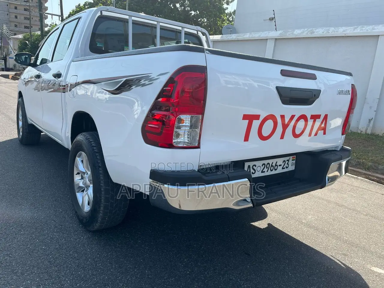 Toyota Hilux 2017 White
