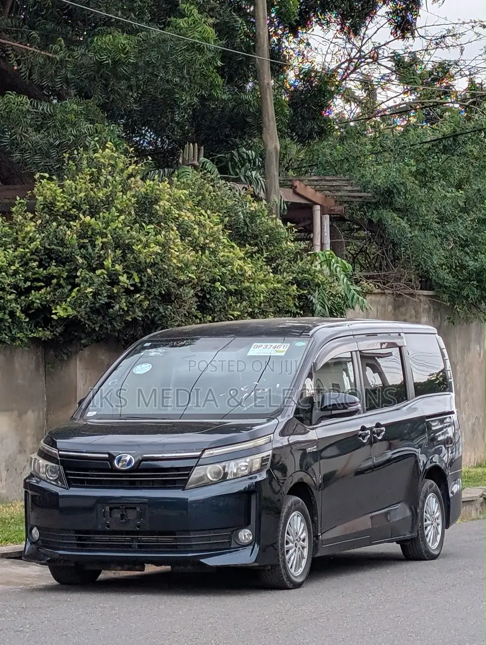 Toyota Voxy 2015 Black