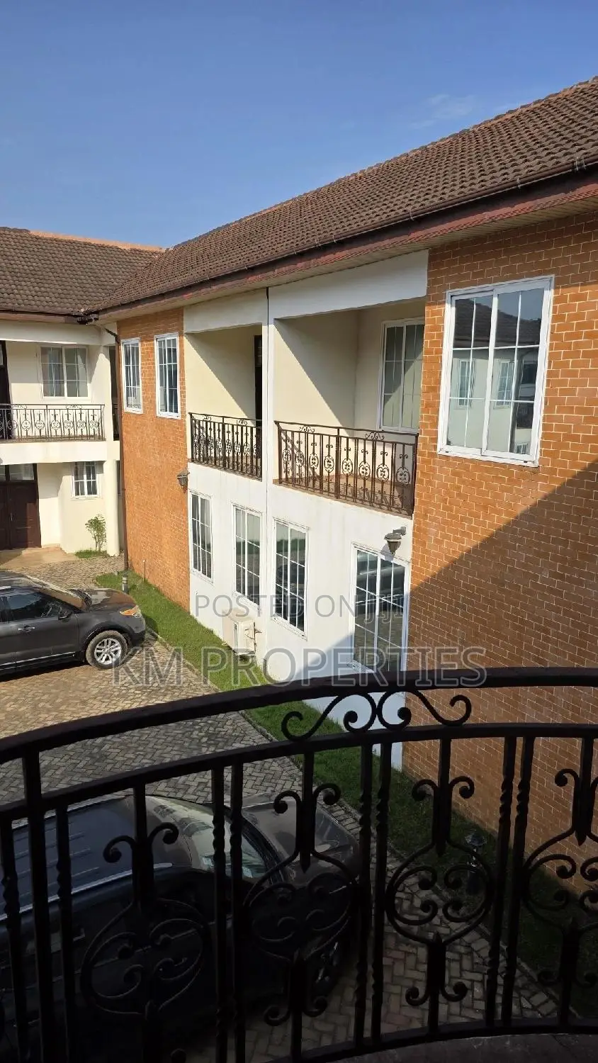 Furnished 2bdrm Townhouse / Terrace in Boundary Road Area for rent